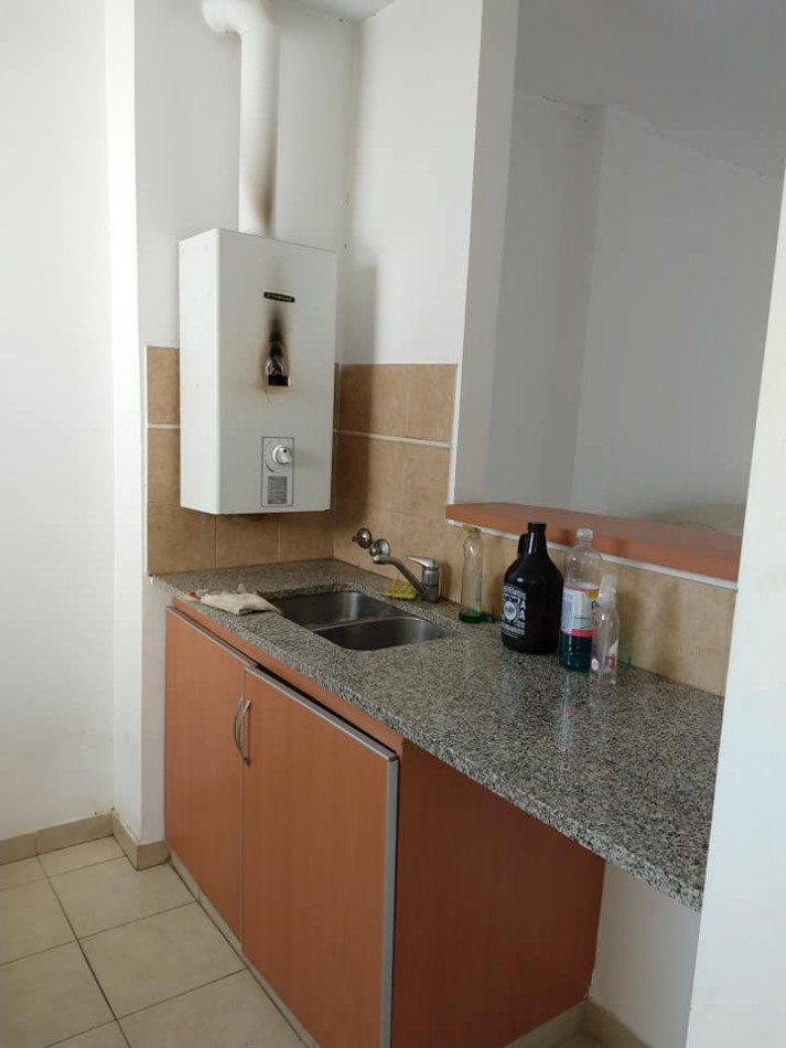 Alquiler depto 1 dormitorio c/ cochera 62 e/13 y 14