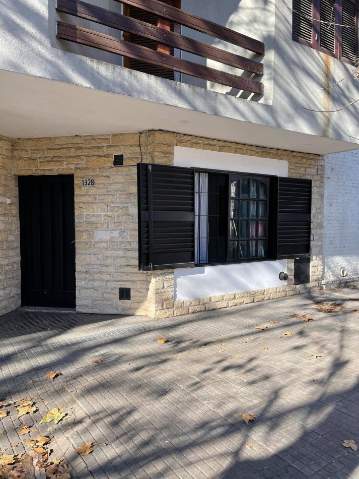 ALQUILER PH TIPO CASA DOS DORM EN 41 Y 21