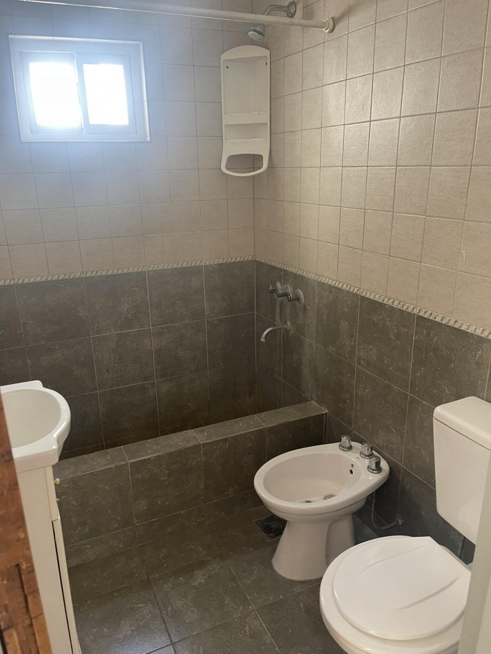 ALQUILER PH DOS DORM EN 23 Y 70