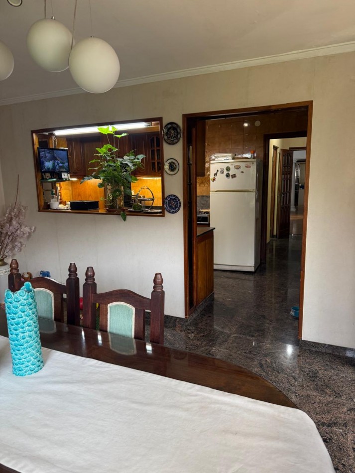 IMPORTANTE CASA EN VENTA EN CALLE 49 Y 29