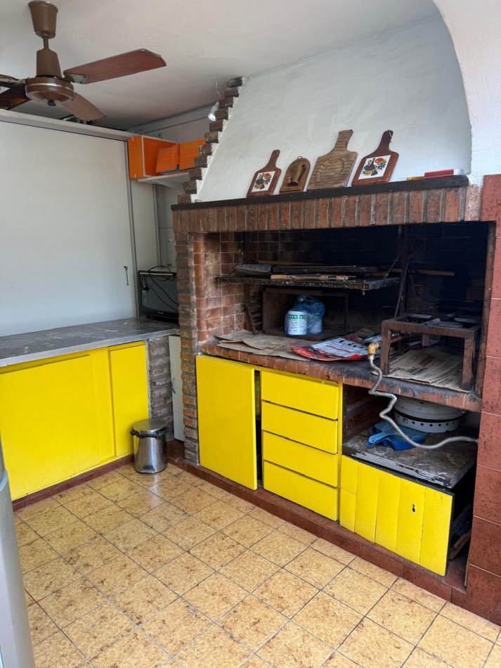 IMPORTANTE CASA EN VENTA EN CALLE 49 Y 29