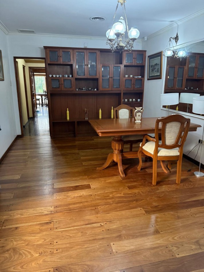 IMPORTANTE CASA EN VENTA EN CALLE 49 Y 29