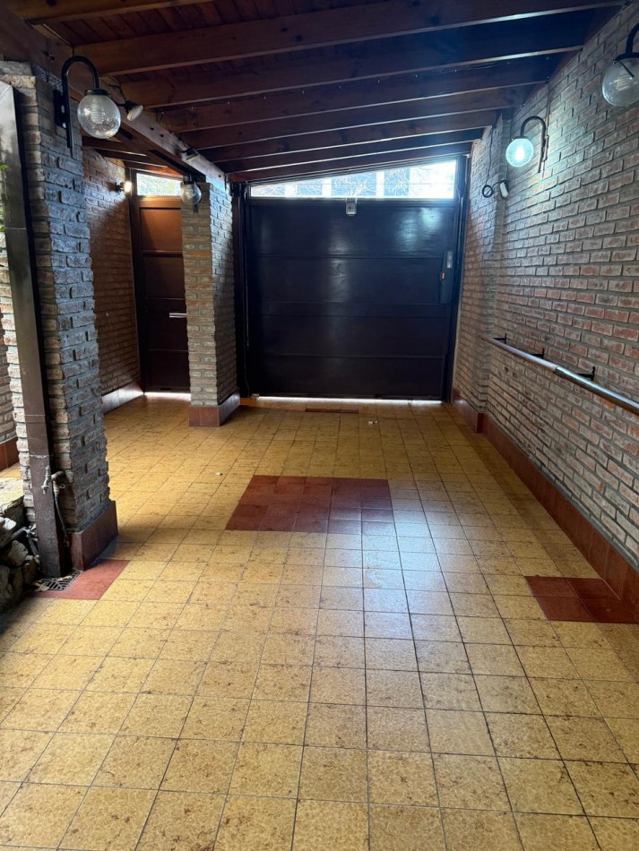 IMPORTANTE CASA EN VENTA EN CALLE 49 Y 29