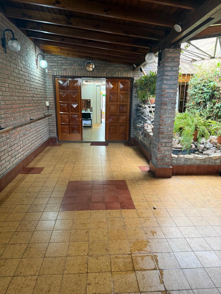 IMPORTANTE CASA EN VENTA EN CALLE 49 Y 29