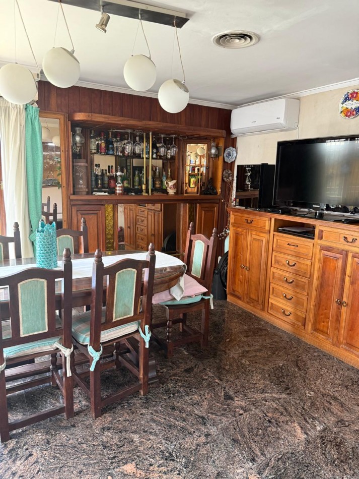 IMPORTANTE CASA EN VENTA EN CALLE 49 Y 29