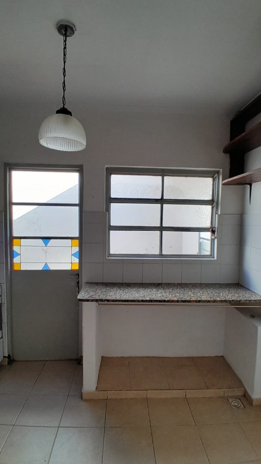 ALQUILER PH DOS DORM EN 23 Y 70