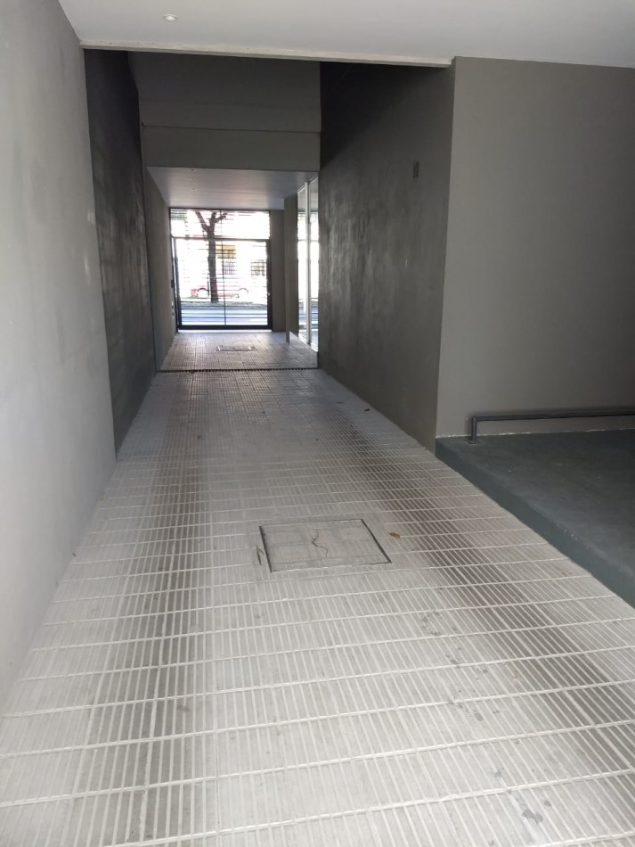 Alquiler cochera Av. 13 e/63 y 64 
