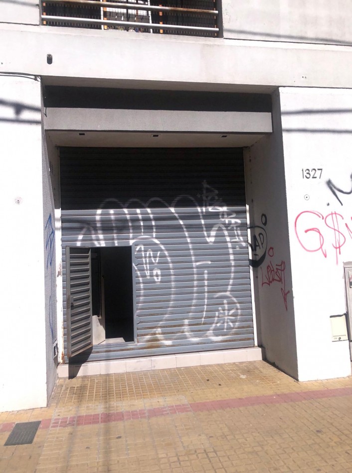 ALQUILER LOCAL COMERCIAL 4 Y 59