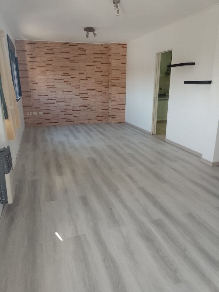 Alquiler duplex en edificio dos dormitorios 6 esquina 67
