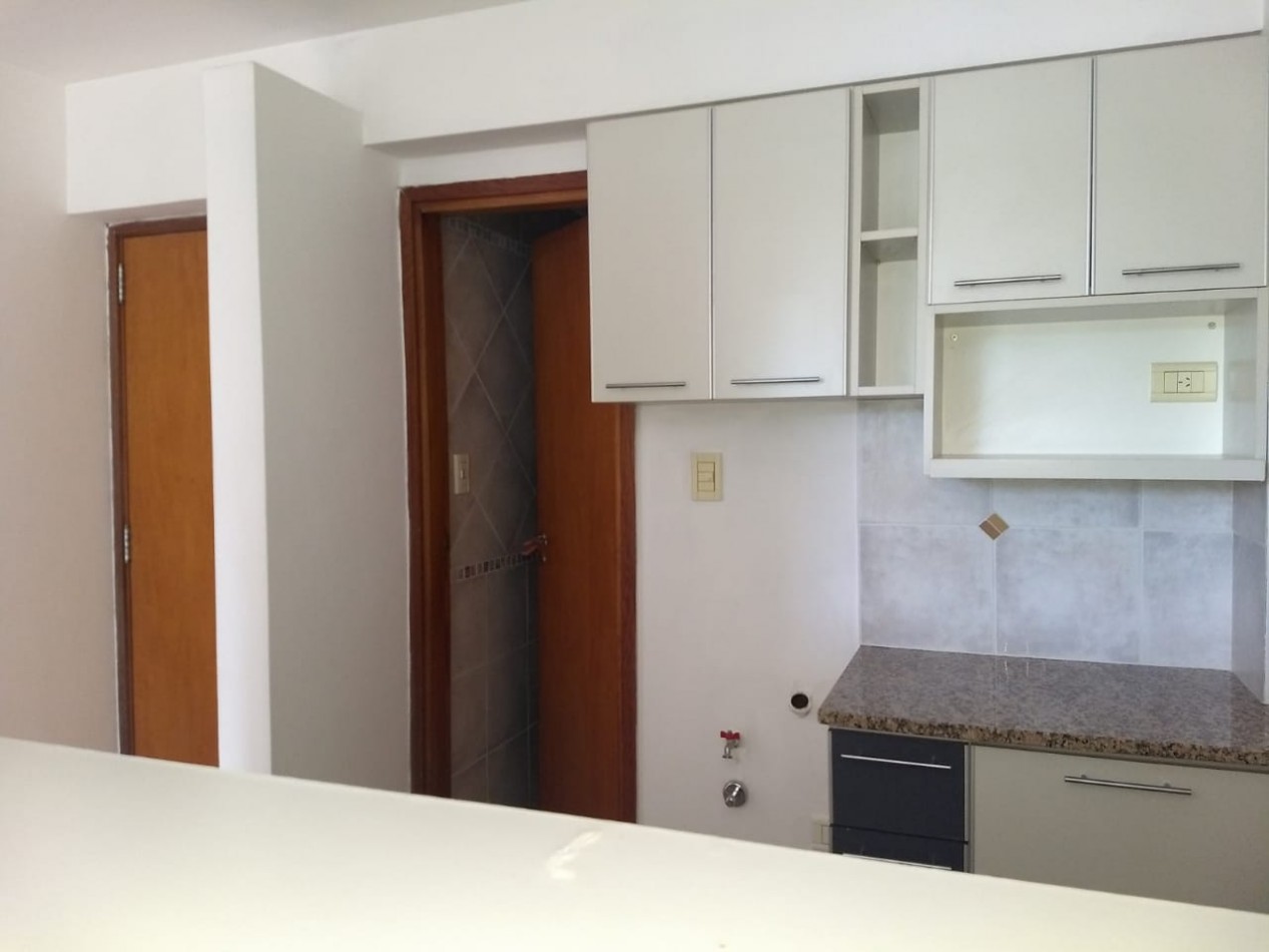 Alquiler monoambiente 51 e/18 y 19 
