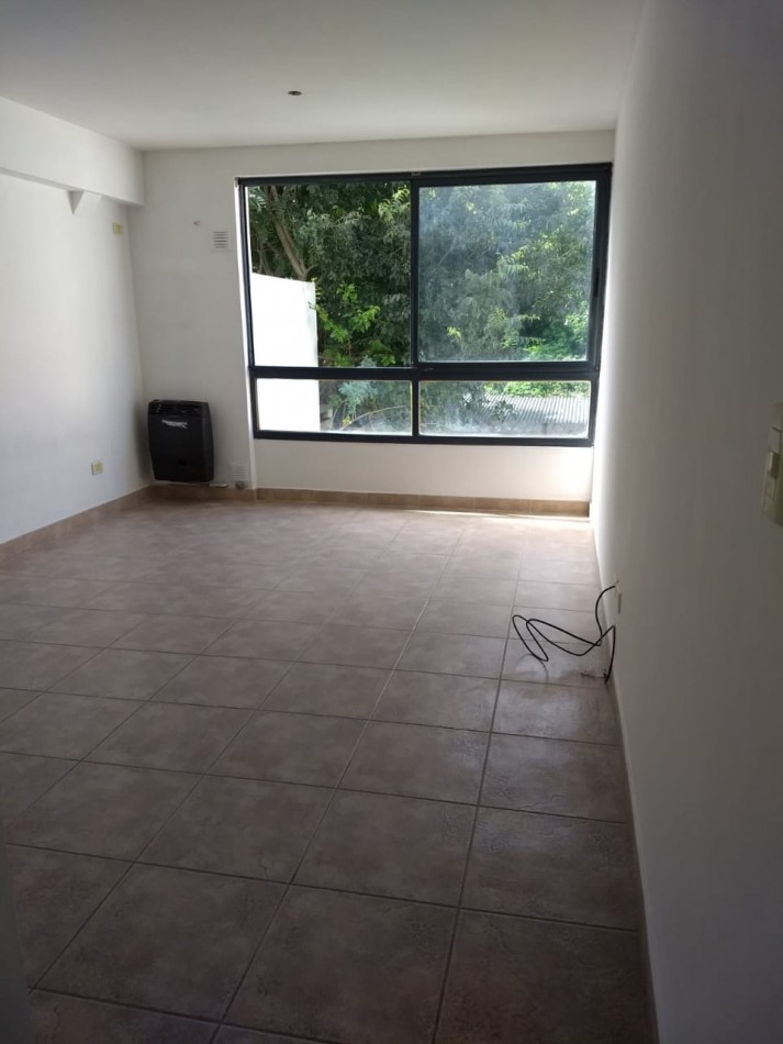 Alquiler monoambiente 51 e/18 y 19 