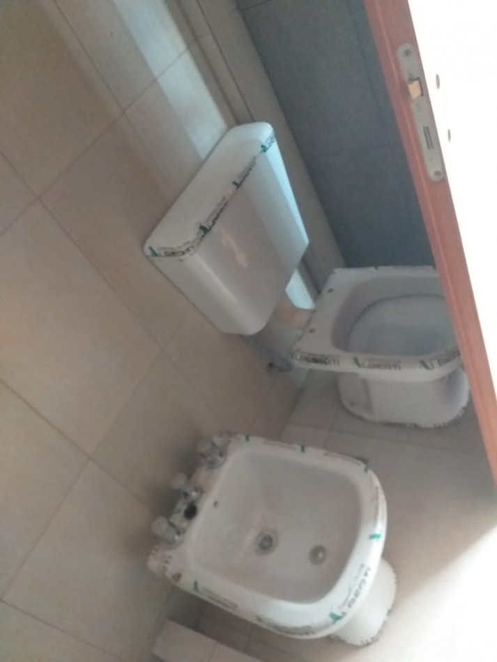 Alquiler monoambiente 124 e/60 y 61