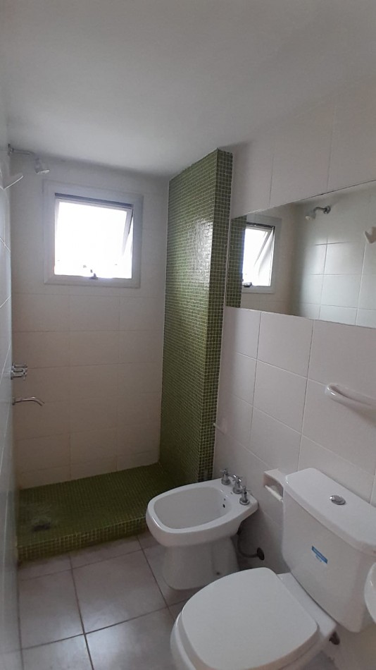 Alquiler monoambiente Av.13 e/63 y 64