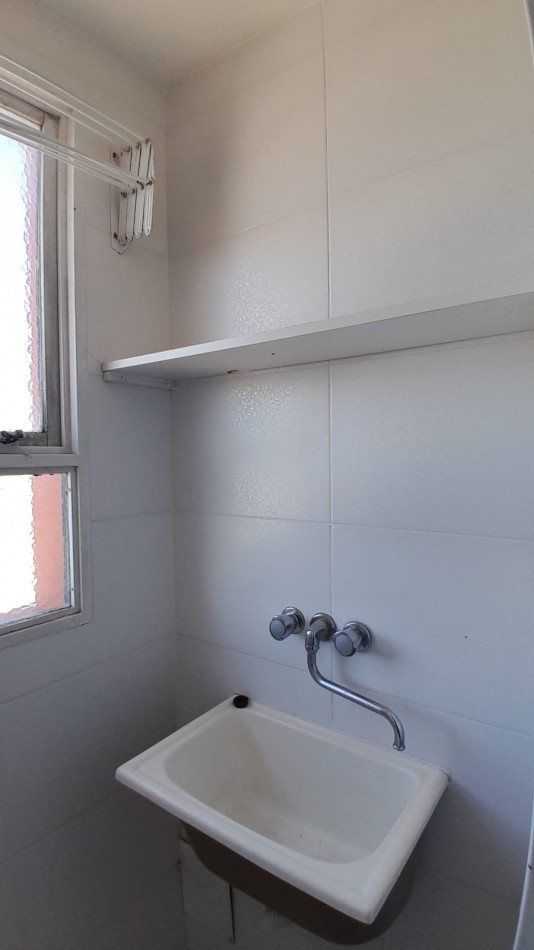 ALQUILER DPTO UN DORM EN 5 Y 66