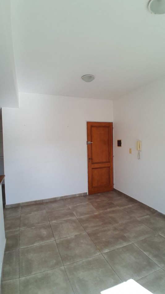 ALQUILER DPTO UN DORM EN 5 Y 66
