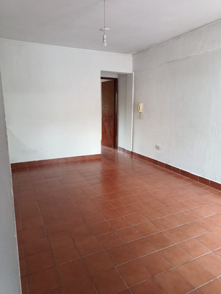 Alquiler depto 1 dormitorio 69 e/8 y 9