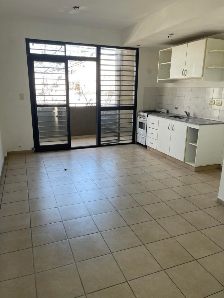 ALQUILER DPTO UN DORM EN 45 Y 21