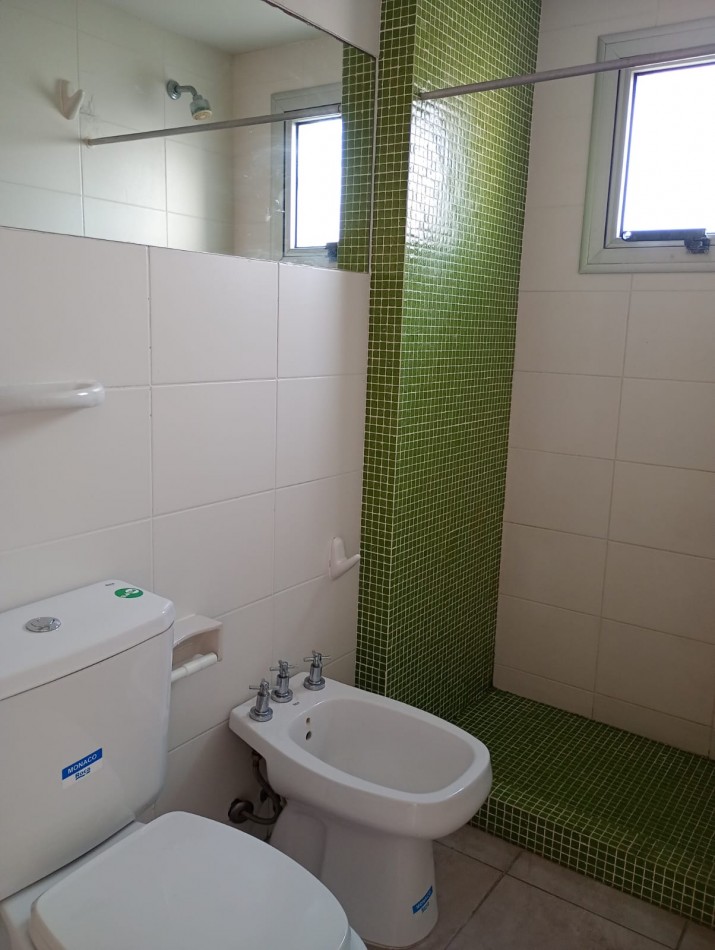 Alquiler monoambiente 13 e/63 y 64