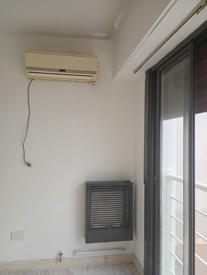 Alquiler depto 1 dormitorio al frente 14 e/38 y 39 