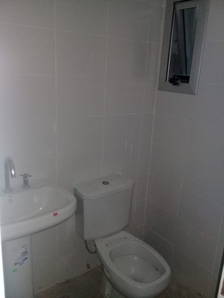 Alquiler local comercial Av. 13 e/63 y 64