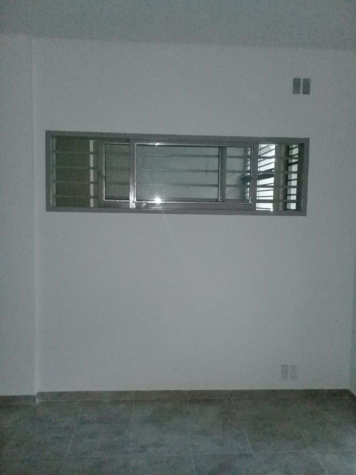 Alquiler local comercial Av. 13 e/63 y 64