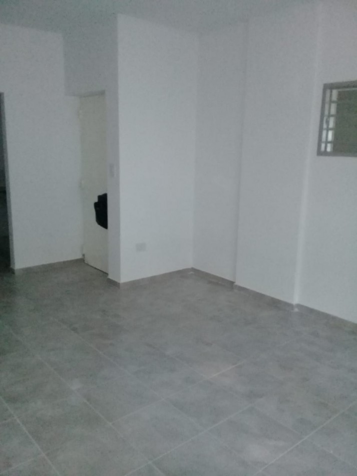 Alquiler local comercial Av. 13 e/63 y 64