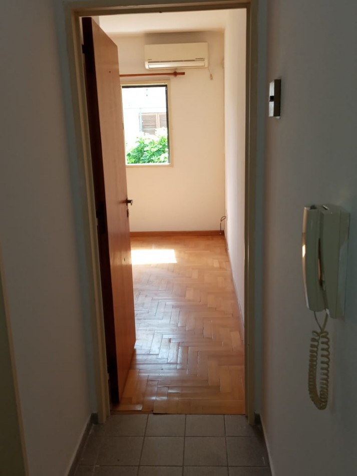 Alquiler depto 1 dormitorio 18 e/43 y 44