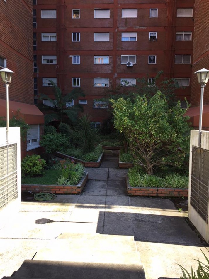 ALQUILER DPTO DOS DORM EN 56 Y 9