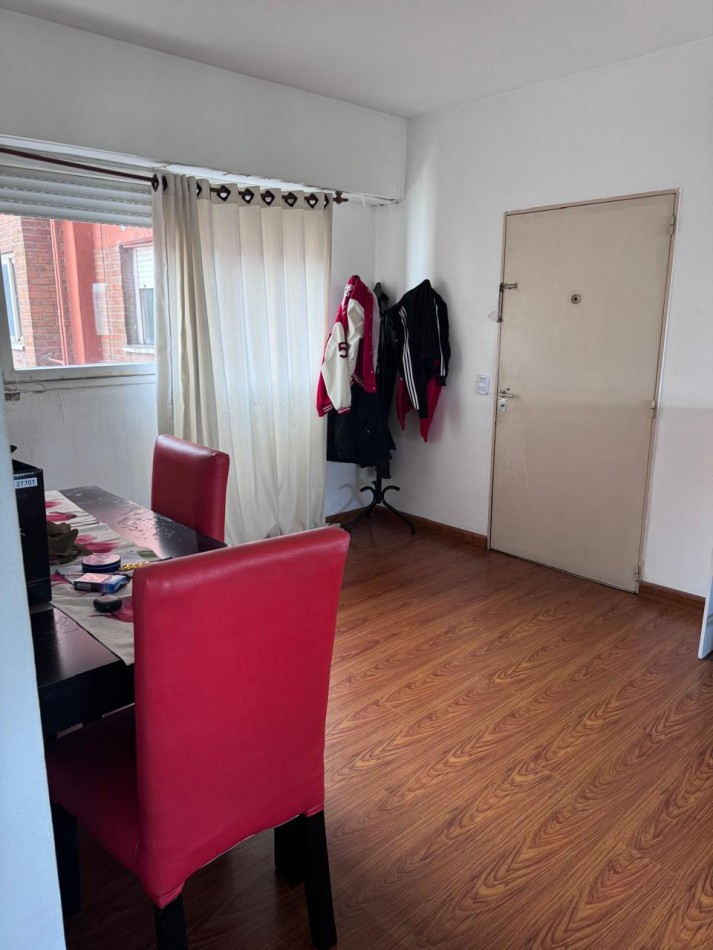 ALQUILER DPTO DOS DORM EN 56 Y 9