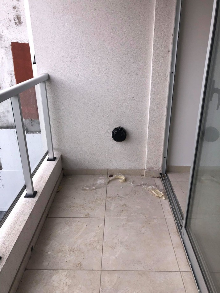 ALQUILER DPTO UN DORM Y COCHERA EN 5 Y 62