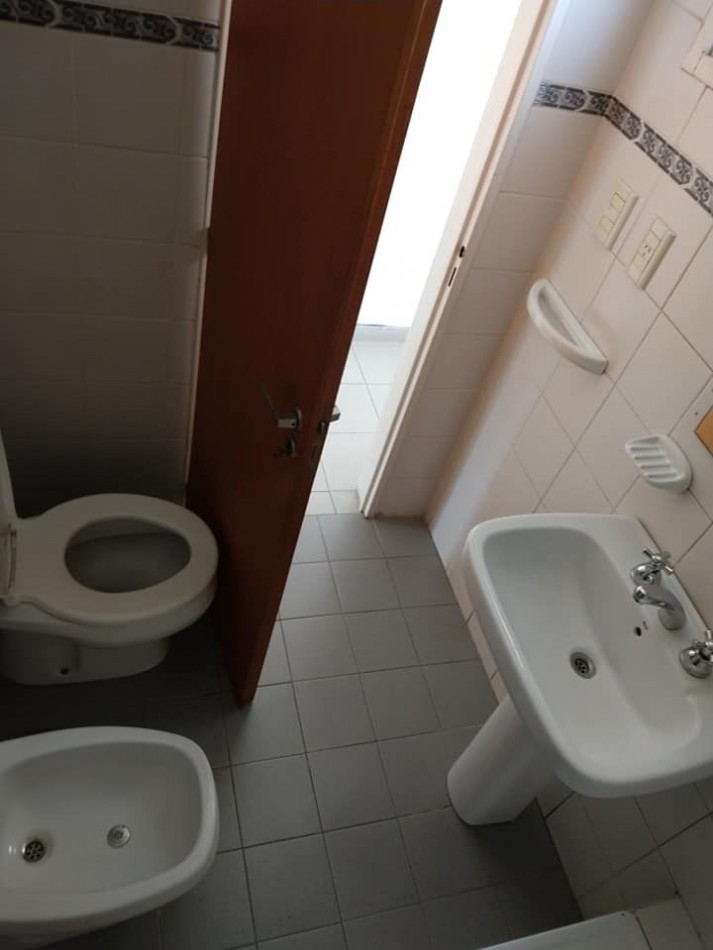 Alquiler depto 1 dormitorio 4 e/60 y 61 