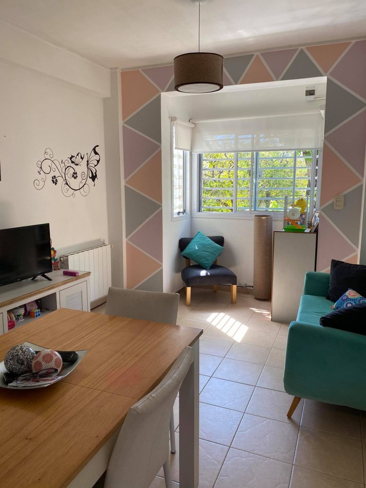 VENTA DUPLEX DE DOS DORM EN 71 Y 7