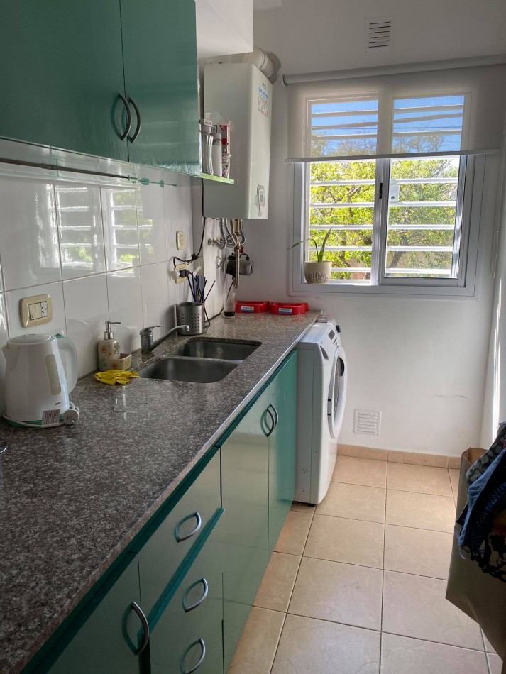 VENTA DUPLEX DE DOS DORM EN 71 Y 7