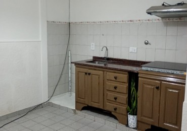 Alquiler depto 1 dormitorio 66 e/8 y Plaza España  S/EXPENSAS