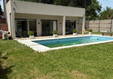 VENTA CASA 1 DORMITORIO 603 ENTRE 115 Y 116
