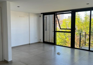 Alquiler monoambiente/estudio 5 e/61 y 62