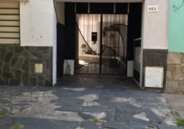 ALQUILER DPTO UN DORM EN 40 Y 122