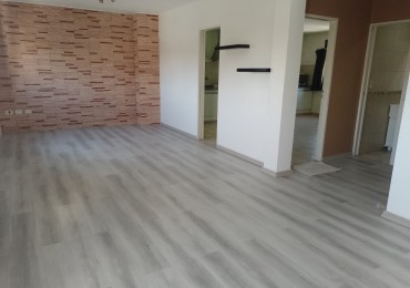 Alquiler duplex en edificio dos dormitorios 6 esquina 67