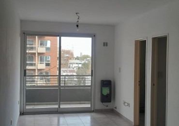 Alquiler monoambiente Av.13 e/63 y 64