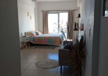ALQUILER MONOAMBIENTE EN 7 Y 36
