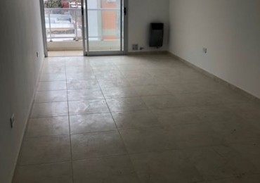 VENTA MONOAMBIENTE CON COCHERA EN 5 Y62